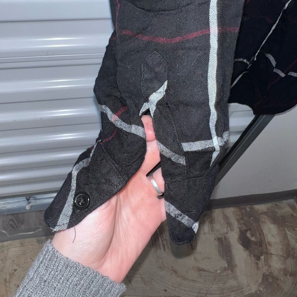 Chico's Women’s Fall Black and White Plaid Shirt Size 2 - Picture 3 of 5